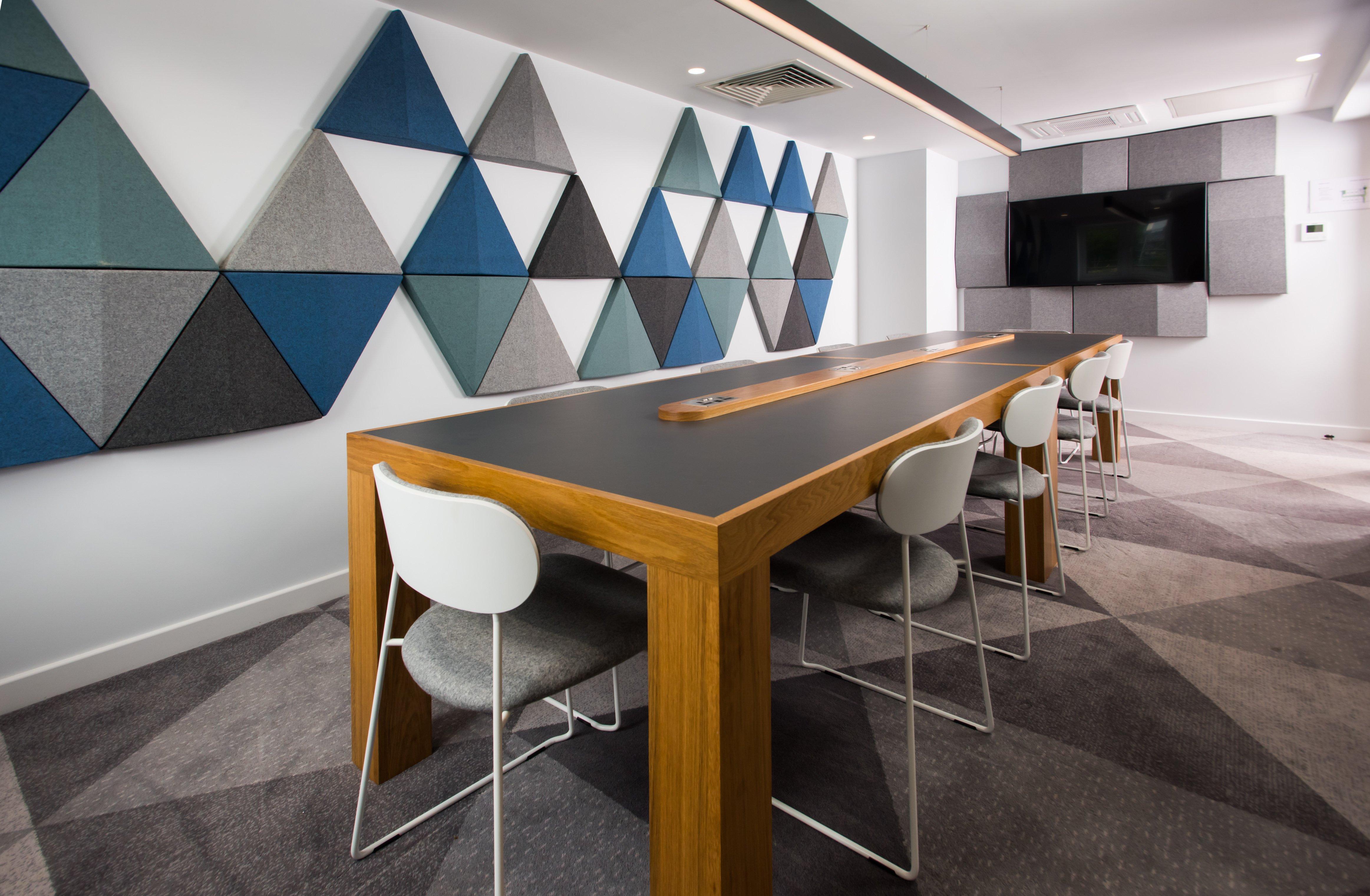 Holiday Inn Express Cardiff Bay By Ihg מראה חיצוני תמונה