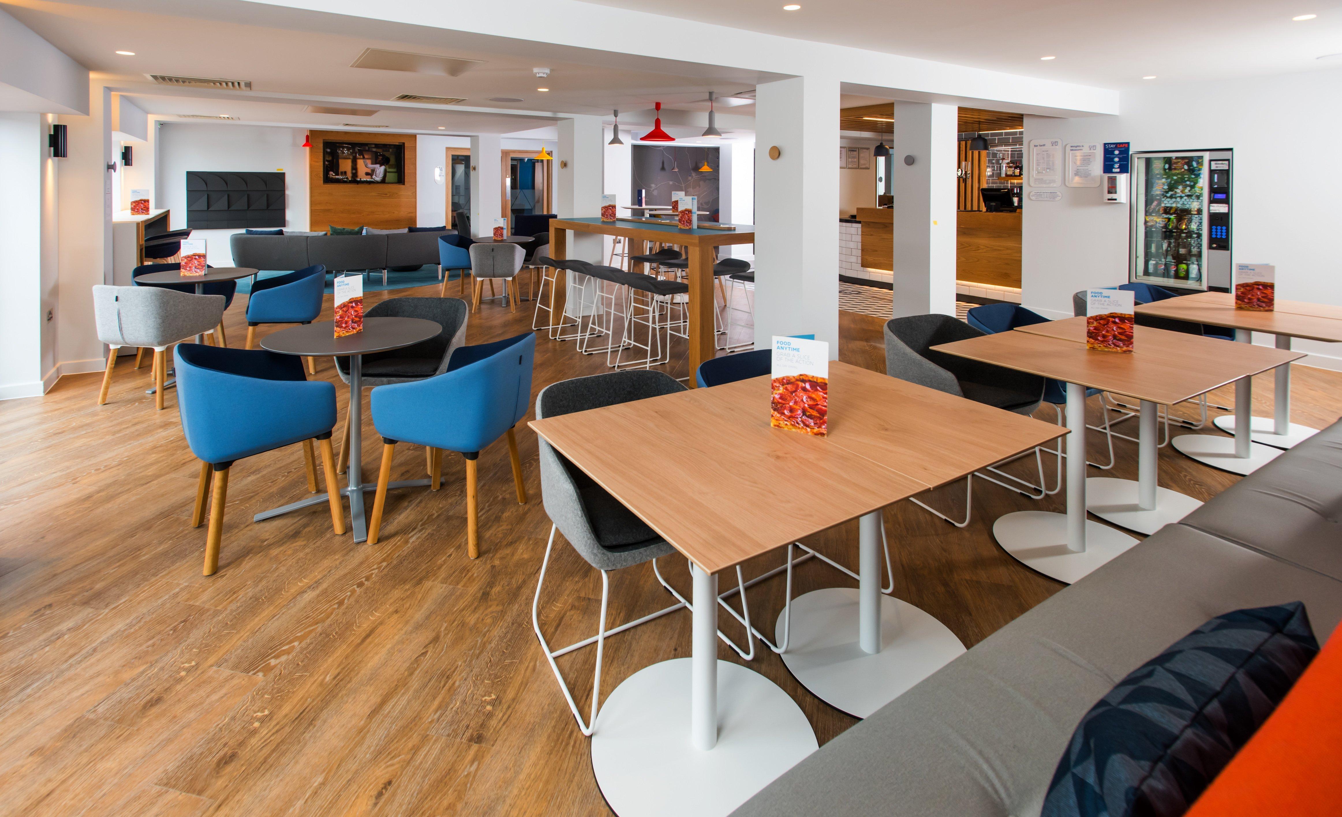 Holiday Inn Express Cardiff Bay By Ihg מראה חיצוני תמונה