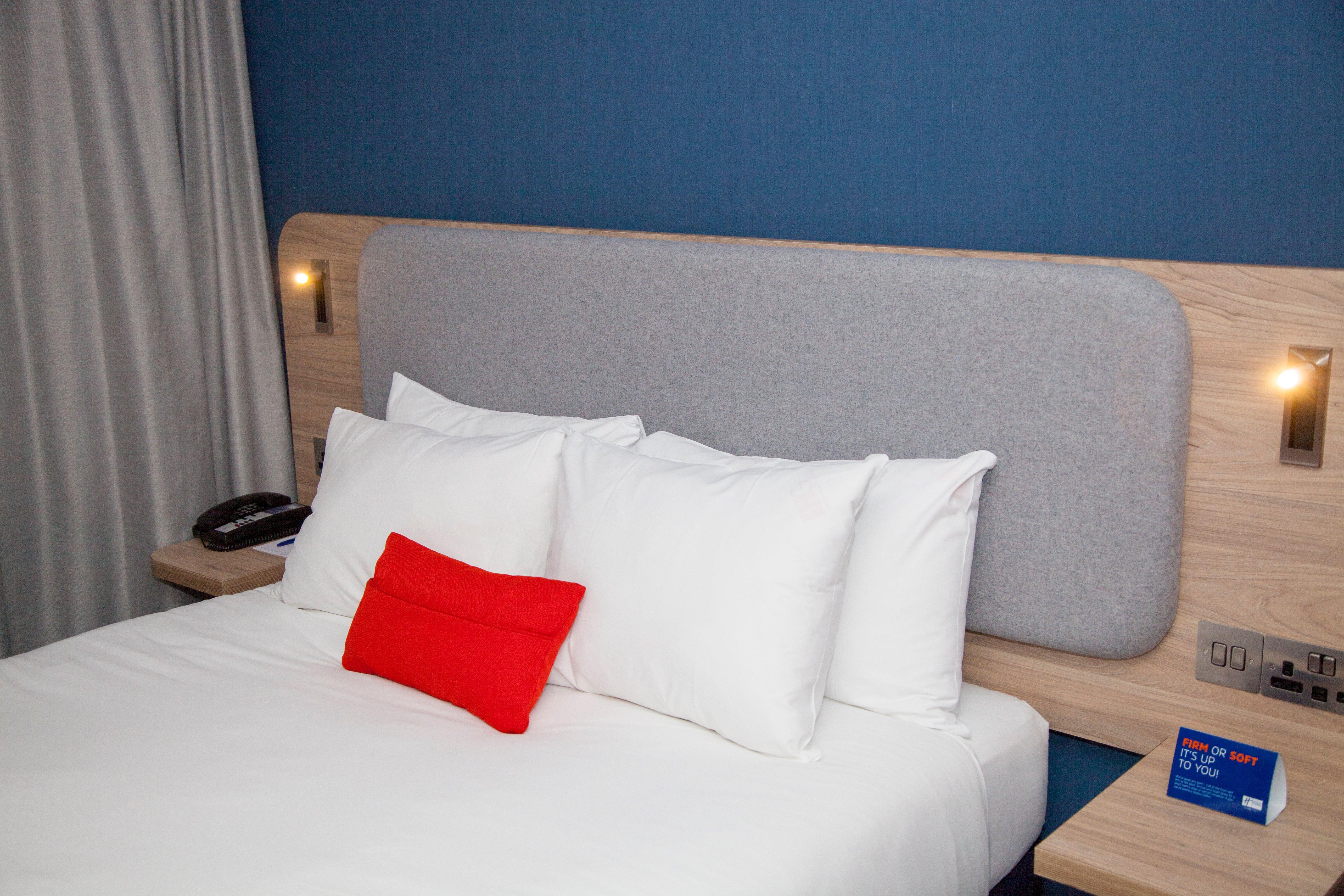 Holiday Inn Express Cardiff Bay By Ihg מראה חיצוני תמונה
