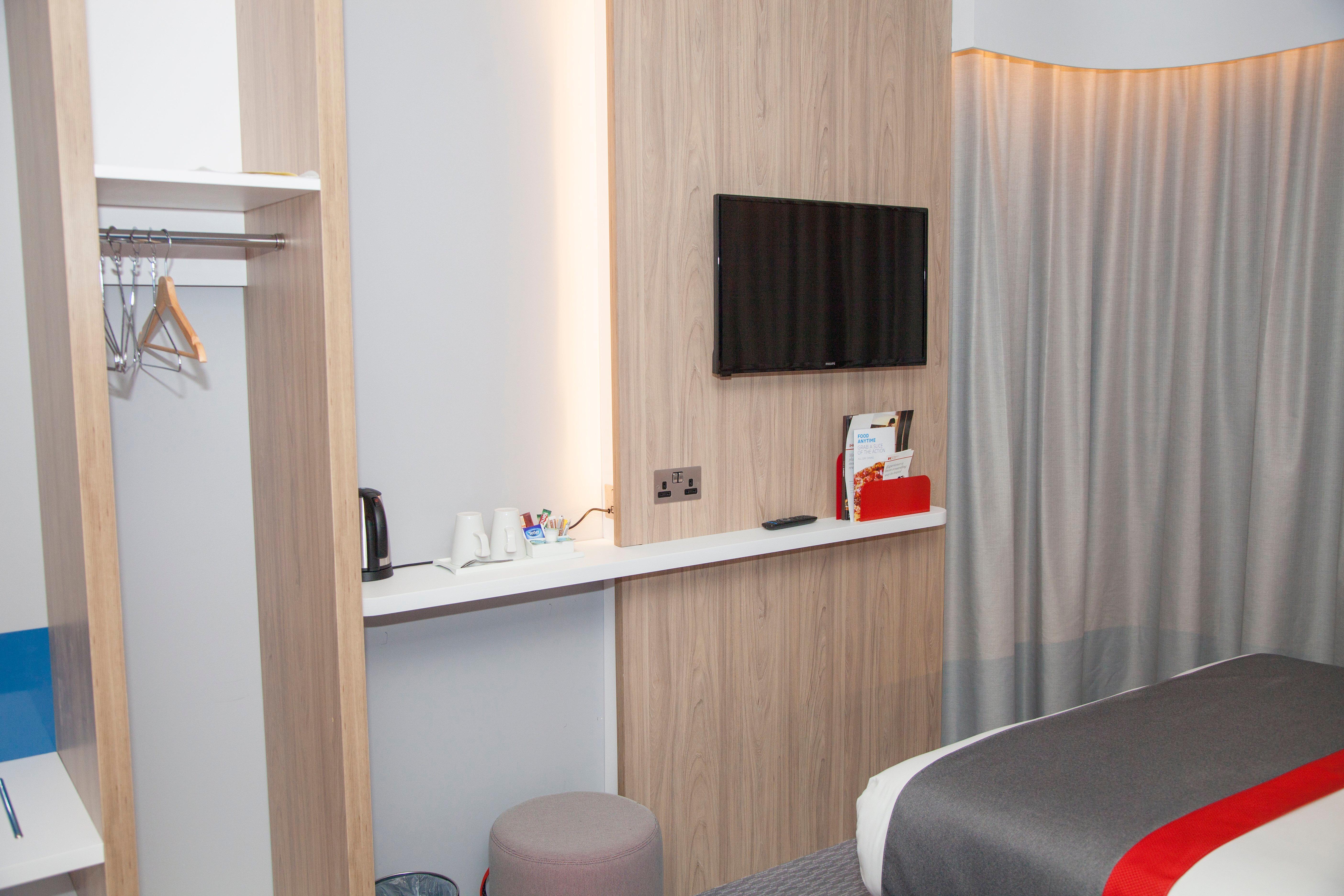 Holiday Inn Express Cardiff Bay By Ihg מראה חיצוני תמונה