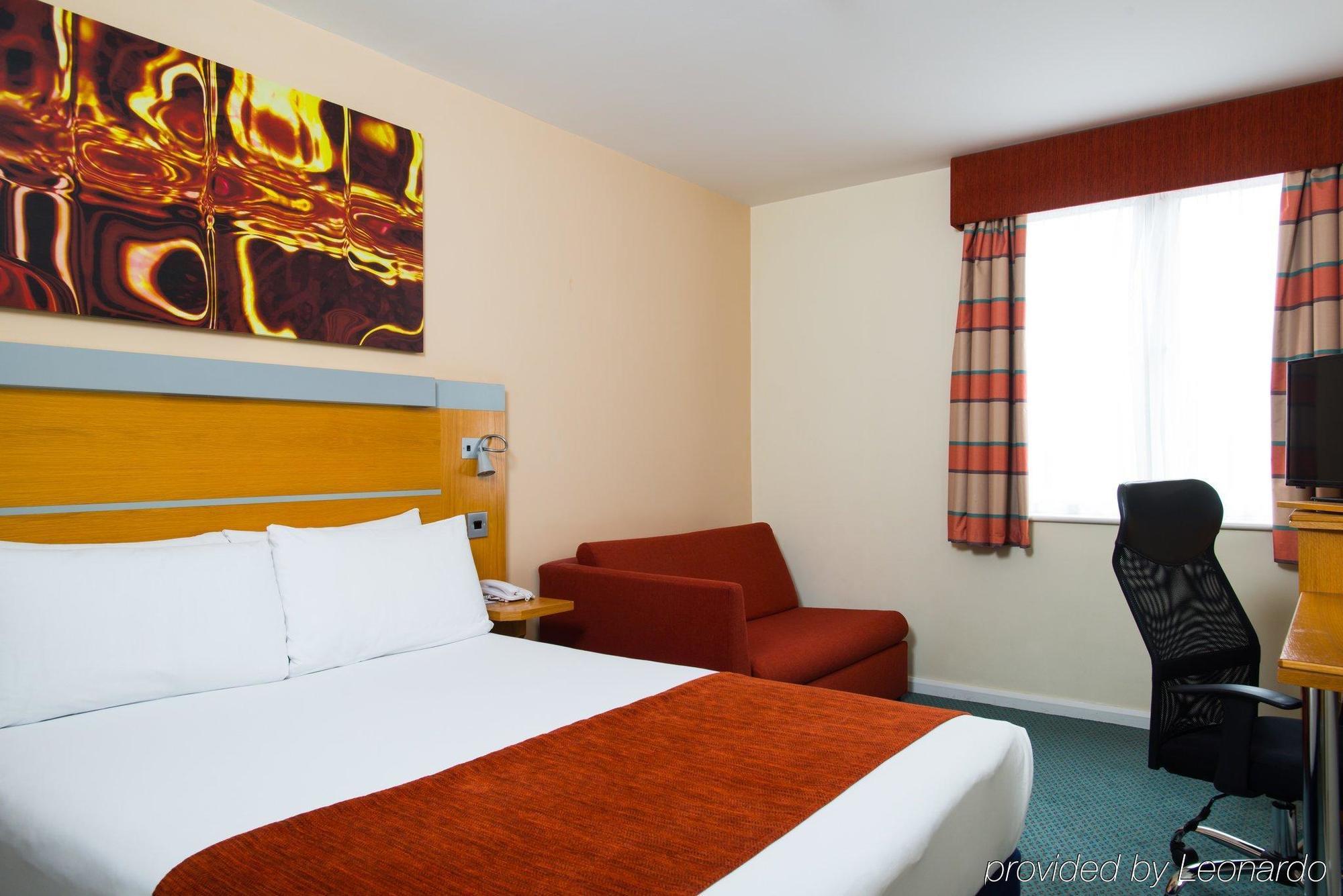 Holiday Inn Express Cardiff Bay By Ihg מראה חיצוני תמונה